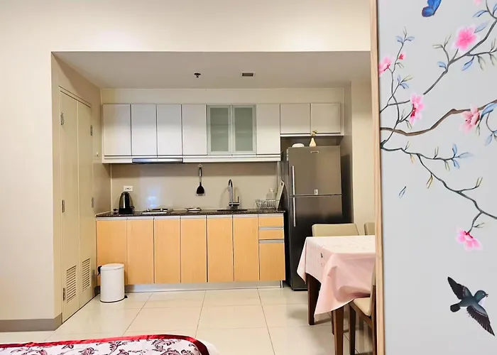 One Uptown Apartment *