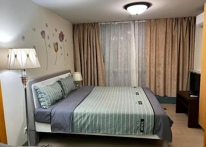 Apartment One Uptown *