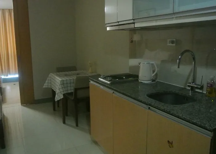 One Uptown Apartment *
